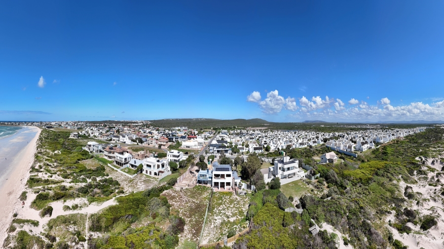 4 Bedroom Property for Sale in Struisbaai Western Cape